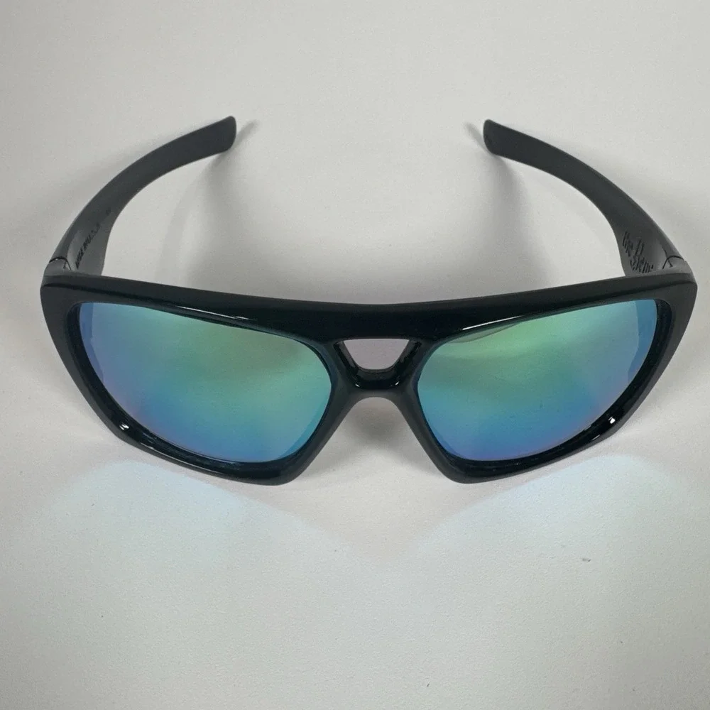 Fox Racing The Rewitt Sunglasses Black Frame Mirror Lens Wrap Style Retro‎